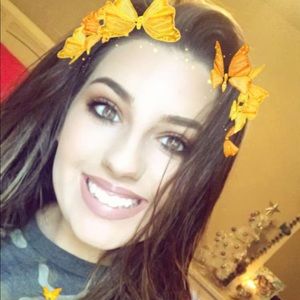 Meet your Posher, Brooke